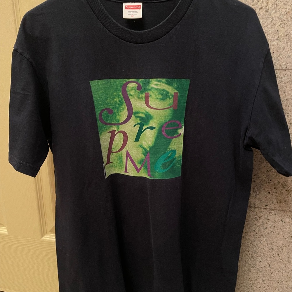 Supreme t shirt